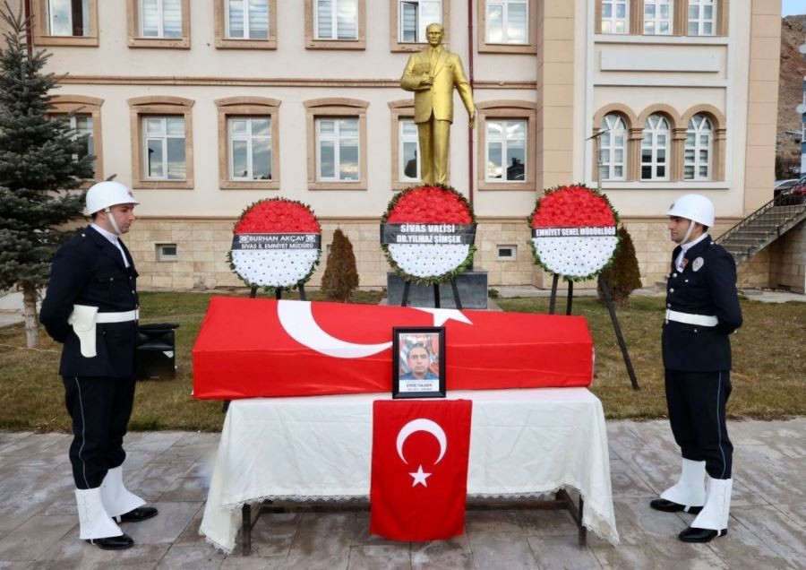 Vefat eden polis memuru için tören düzenlendi