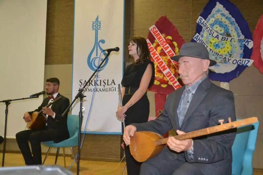 Veysel’in eserleri Şarkışla’da yankılandı 