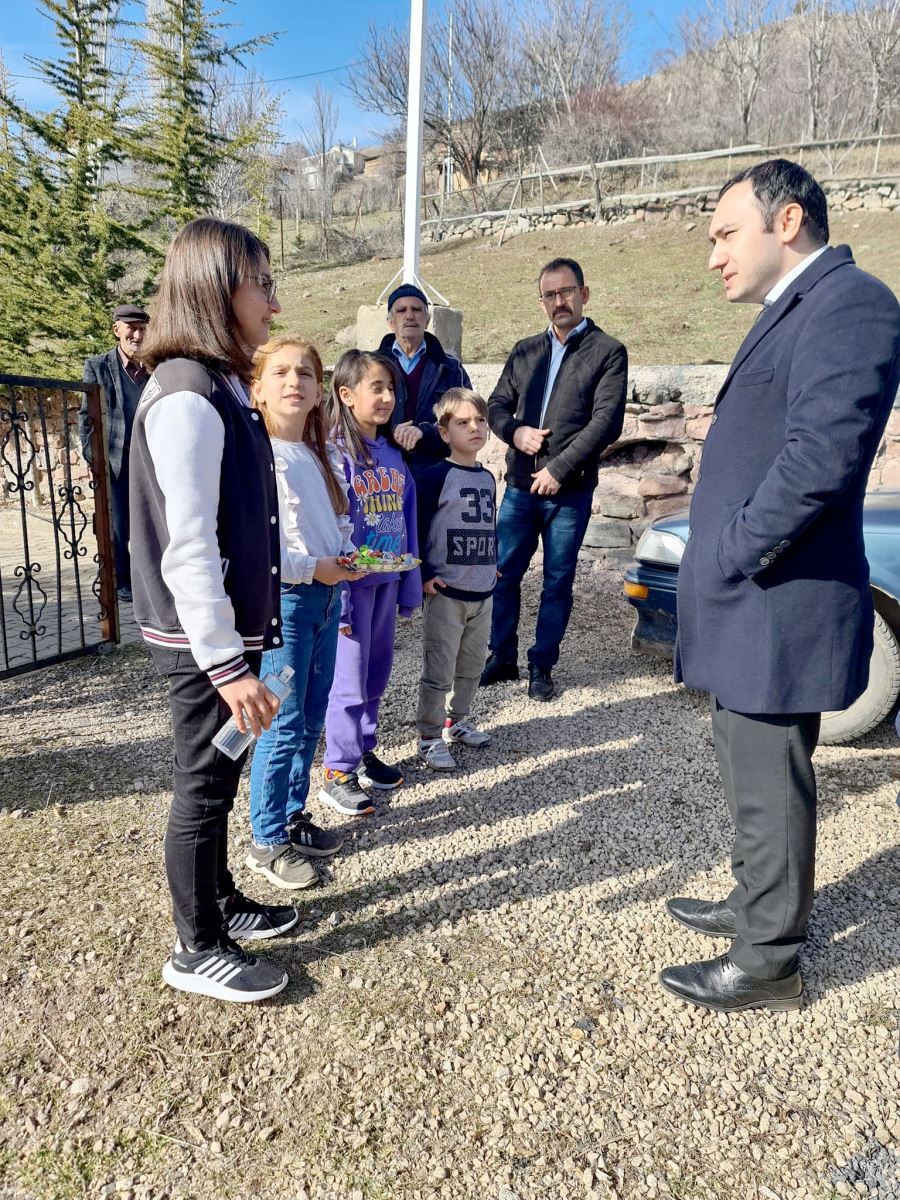Yatırımları inceledi, talepleri dinledi 