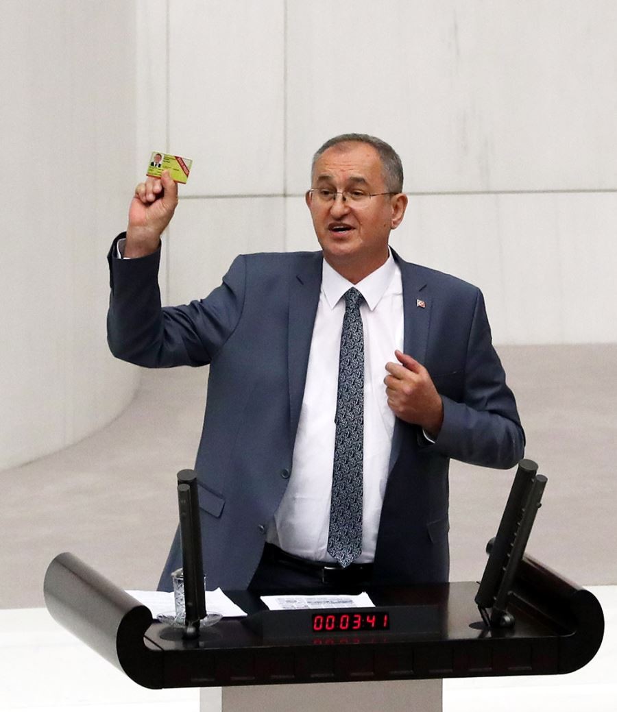   CHP’li Sertel’den internet siteleri ile ilgili düzenlemeye tepki: