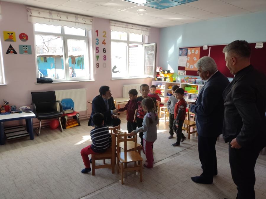 Kaymakam Yazıcı, Okul Ziyaretlerini Sürdürüyor 
