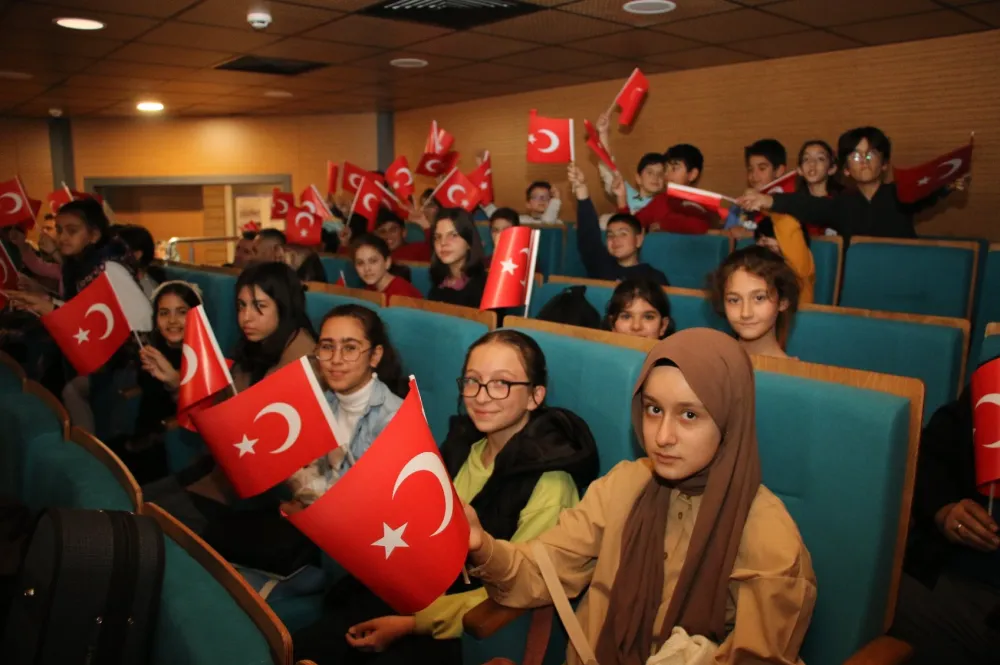 “Cumhuriyet Saati”  sergisi açıldı 