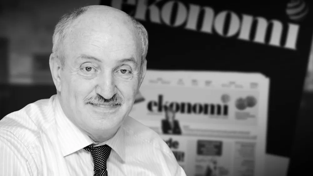 Duayen gazeteci Saffet Arolat, Vefat etti. 