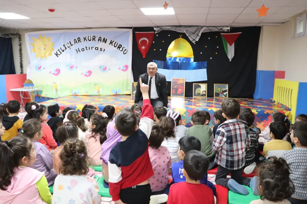 Küçüklerden örnek davranış 