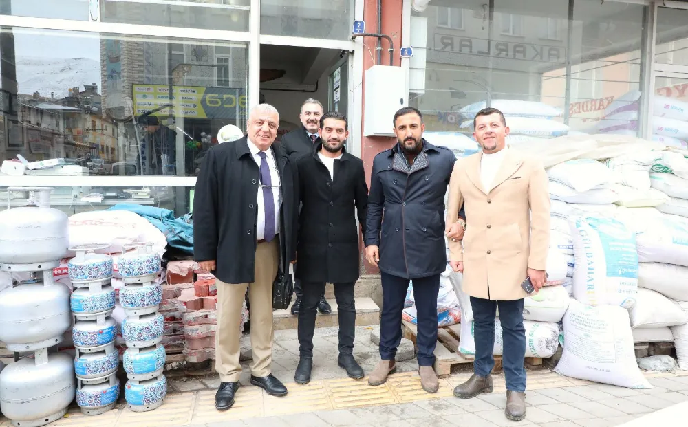 Karakaya Yıldızeli ilçesinde üyelerle bir araya geldi.