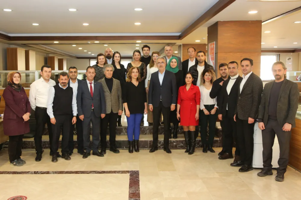 Var gücümüzle   çalışacağız 