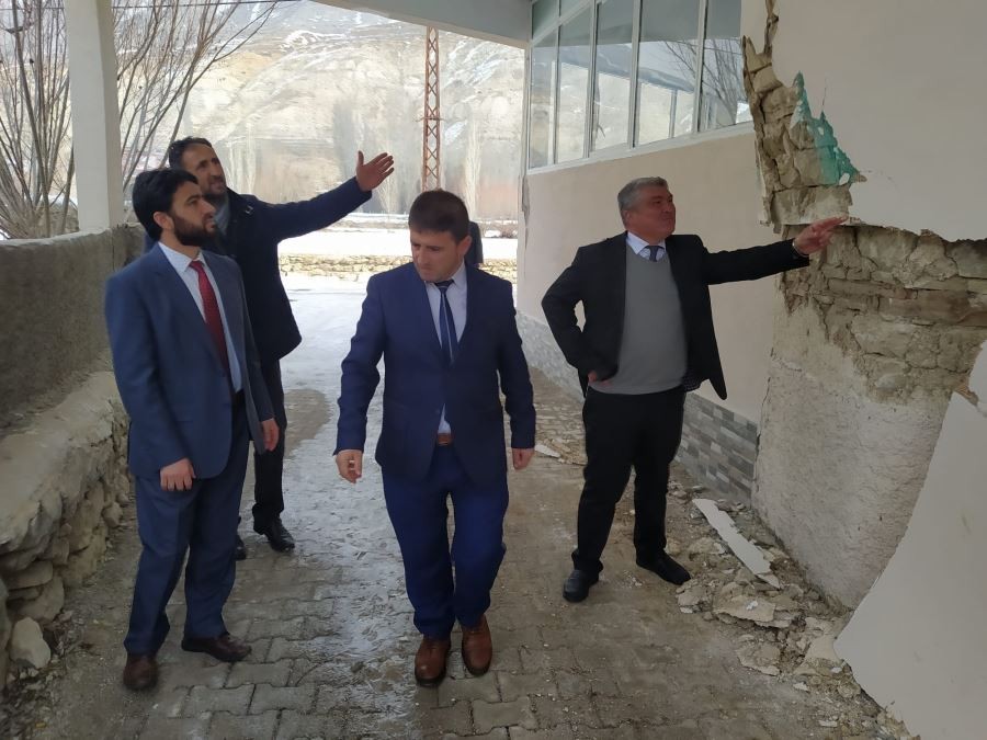 Müftü Altunkaya, hasarlı camilerde incelemelerde bulundu 