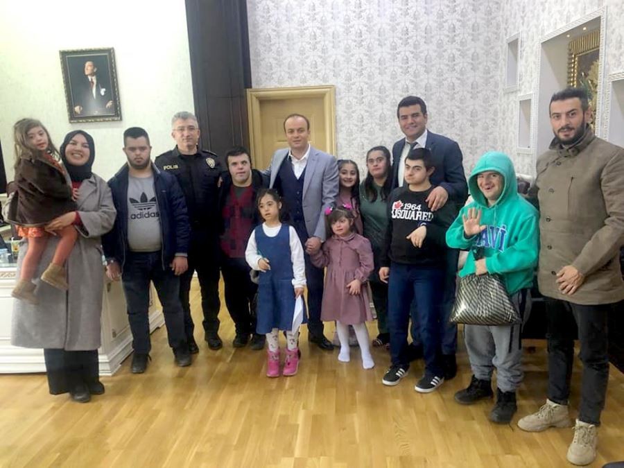 Özel öğrencilerden   Dinçer’e ziyaret 
