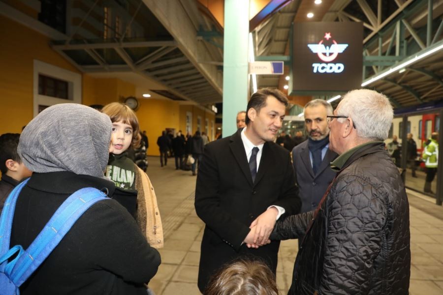 Depremzedelere   sıcak karşılama 