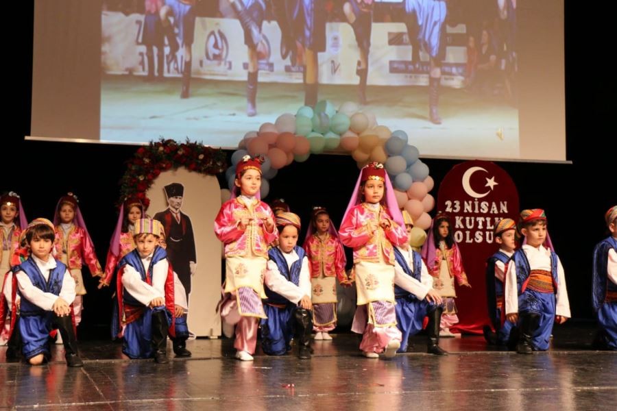 Çocuklar, bayramlarını coşkuyla kutladı 