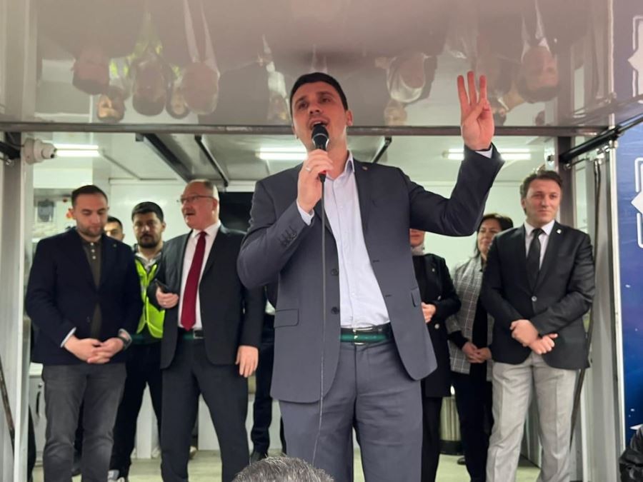 3500 KİŞİLİK MİTİNG DEĞİL SADECE MAHALLE TOPLANTISI