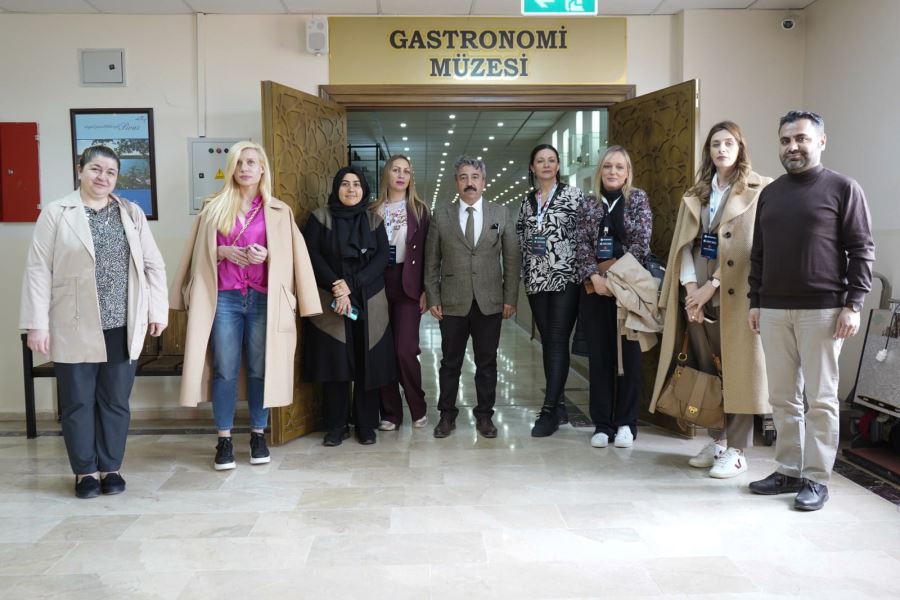   Turizm Fakültesinde incelemelerde bulundular