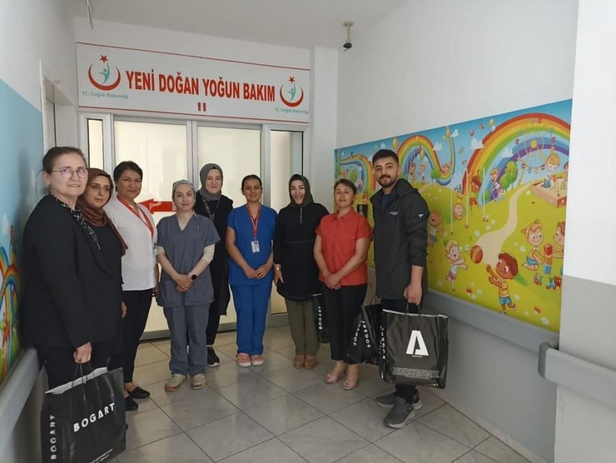 Hemşirelerden örnek davranış 