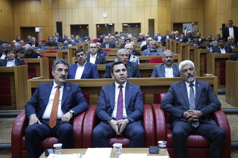 Meclis’te seçim heyecanı yaşandı