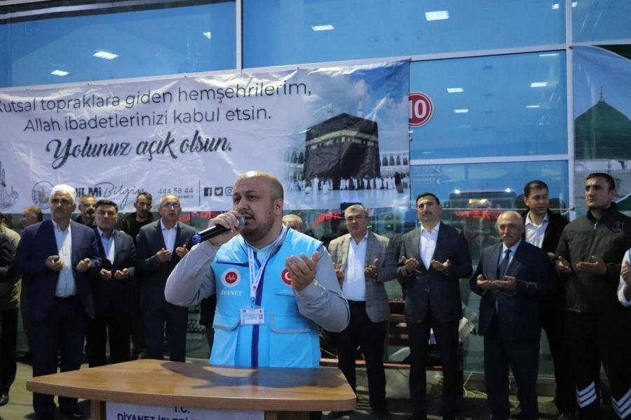 350 hacı adayı dualarla uğurlandı 