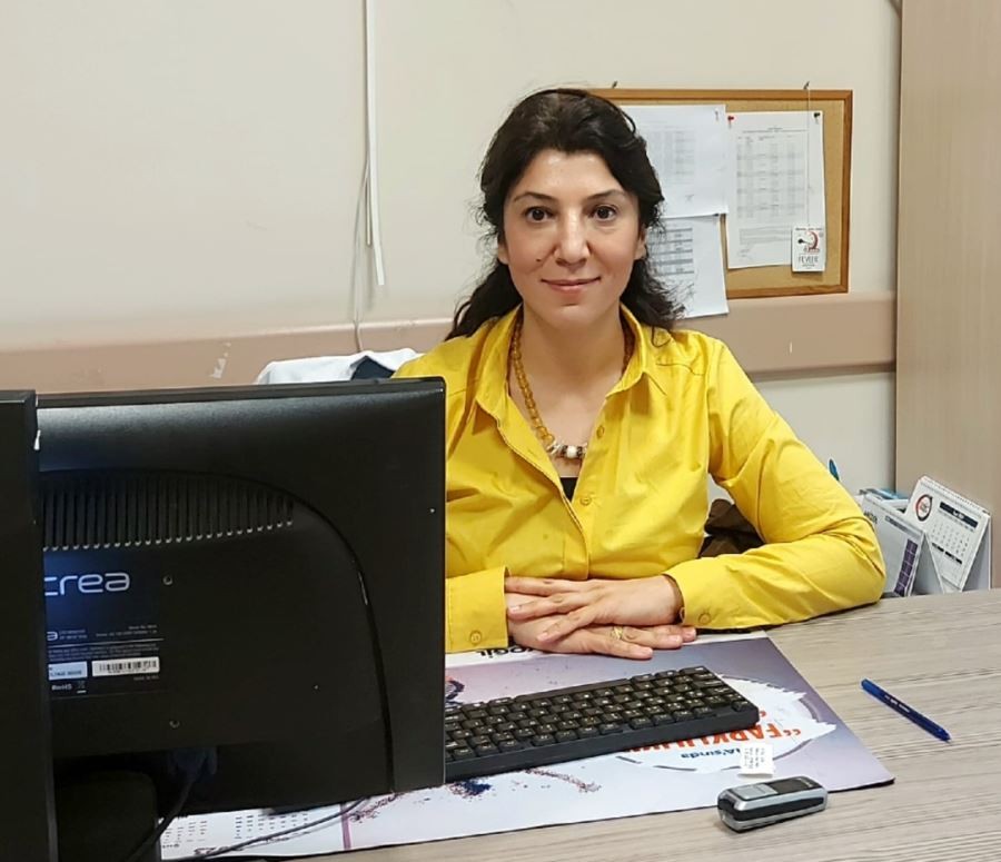 Nöroloji Uzmanı Dr. Zeynep Özelce, ülkemizde 8 bine yakın kişinin etkilendiğini  belirtti.