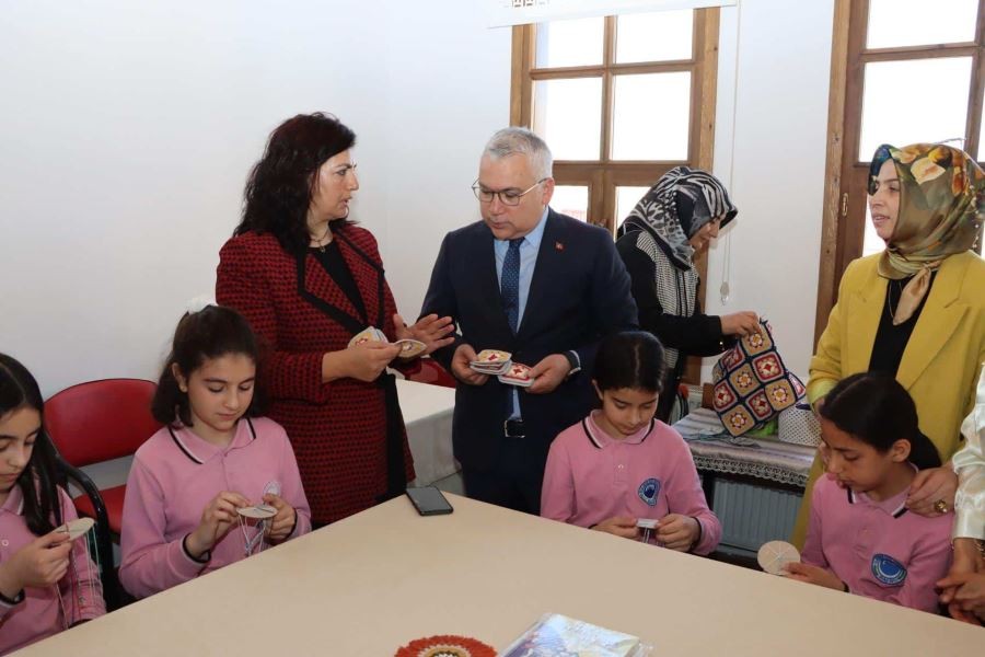 Şimşek’ten Matematik ve Sanat Evine ziyaret