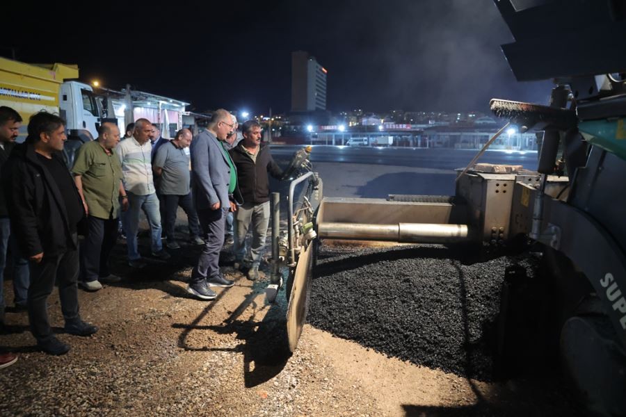   TOPTANCILAR SEBZE HALİ’NİN ASFALTI YENİLENDİ…