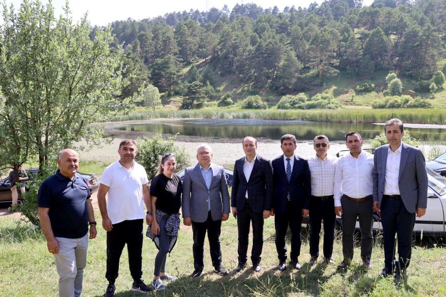 Sülüklü Göl şifa dağıtıyor 
