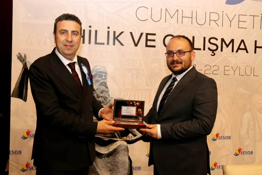 AHİLİK VE ÇALIŞMA HAYATI MASAYA YATIRILDI