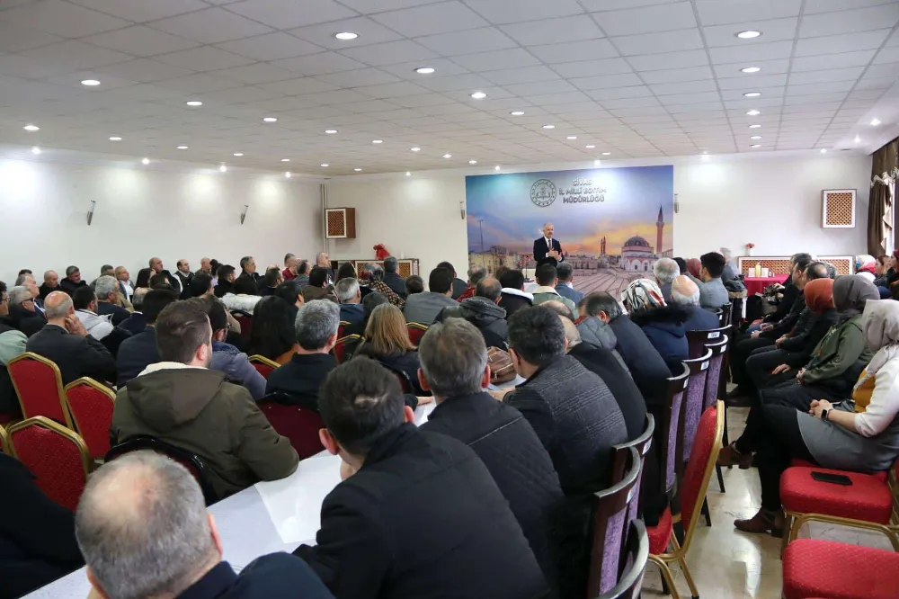 Yener, personelle buluştu 