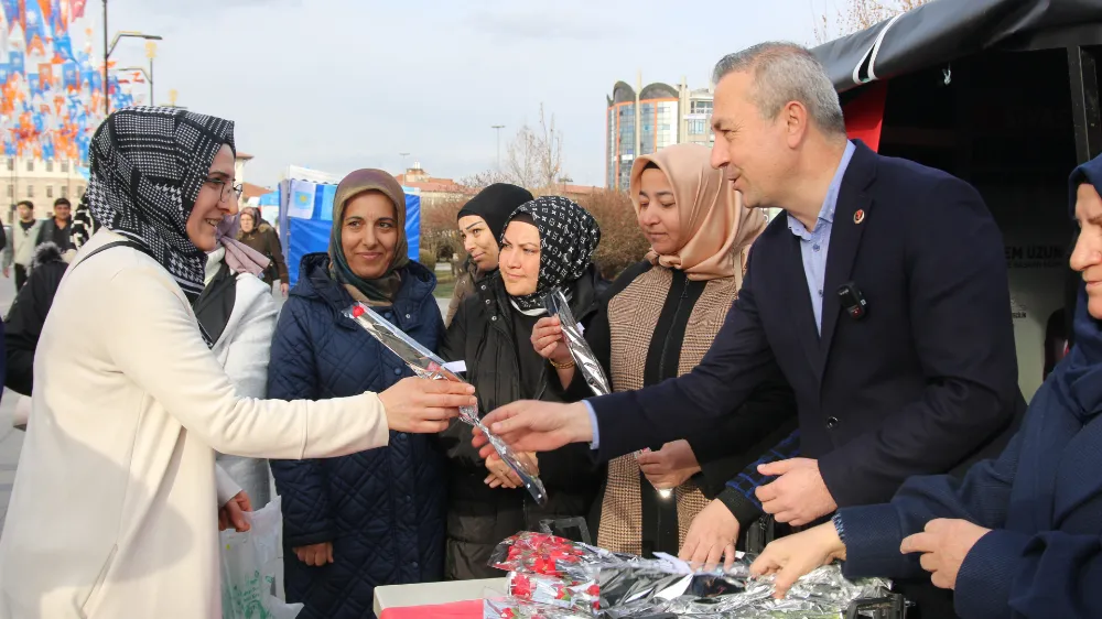 Yönetimde kadınlar daha etkin rol alacak