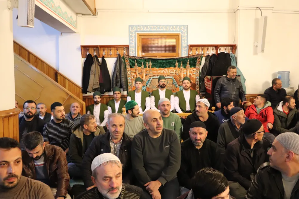 Enderun Usulü Teravih Namazına yoğun ilgi 