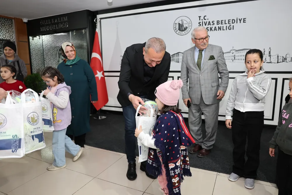 Bir El De Sen Uzat Derneği’nden Uzun’a teşekkür ziyareti
