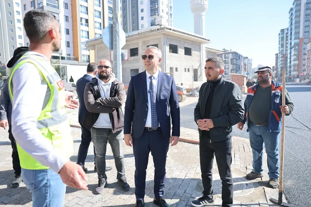 Birlik Caddesi Sivas Belediyesi’nin Modern Dokunuşuyla Yenilendi
