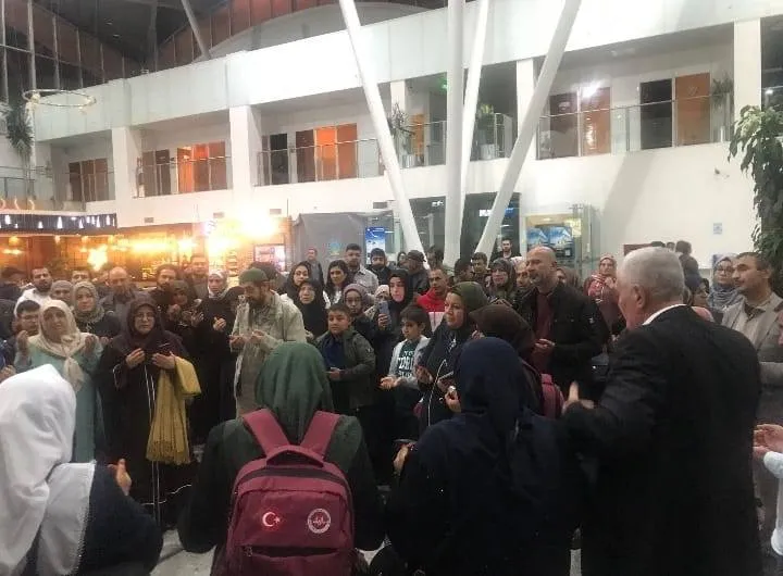 Sivas’tan 24 Umreci Kutsal Topraklara Uğurlandı