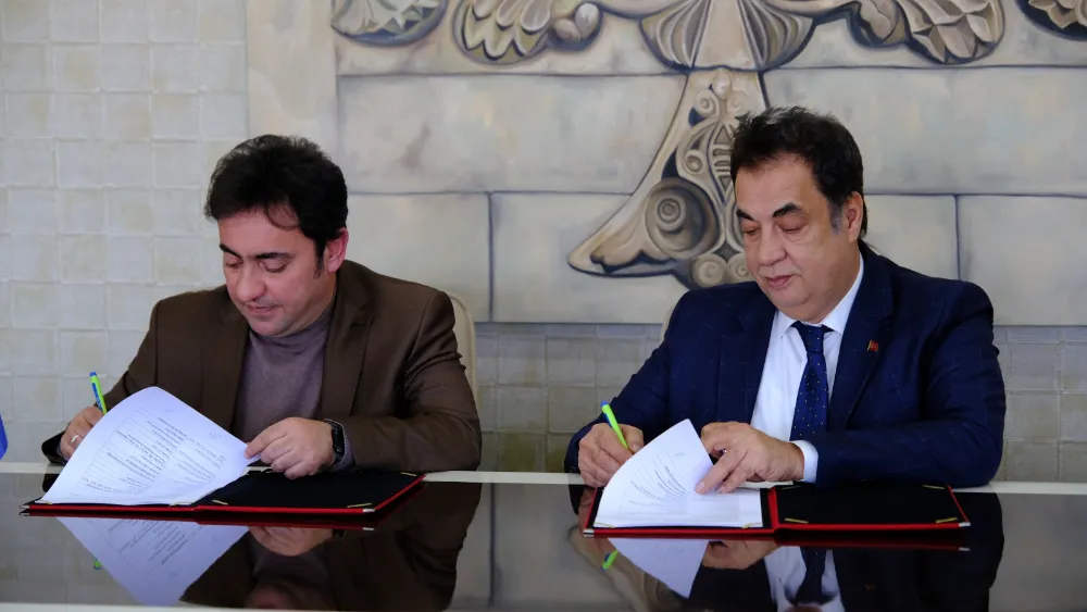 Canpolat protokole imza attı