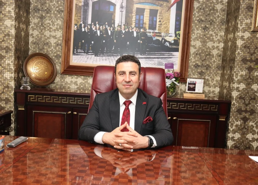 İslam âleminin kandilini tebrik ediyorum 