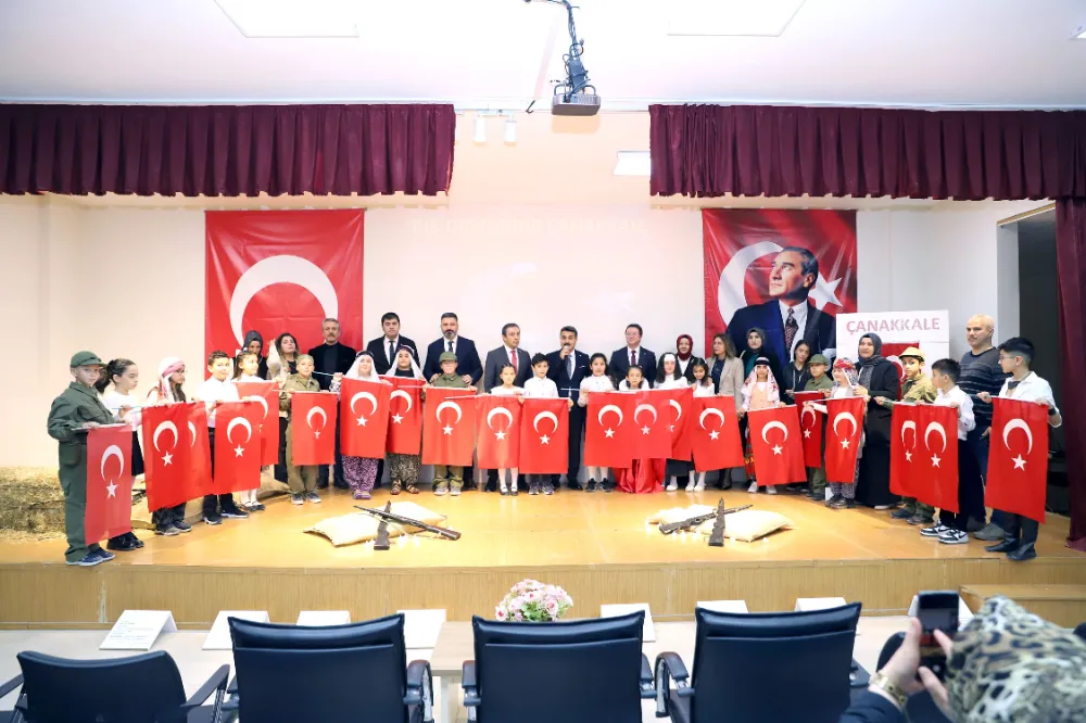Şehit Hakan Yurtoğlu İlkokulunda  Şehitleri Anma Günü programı 