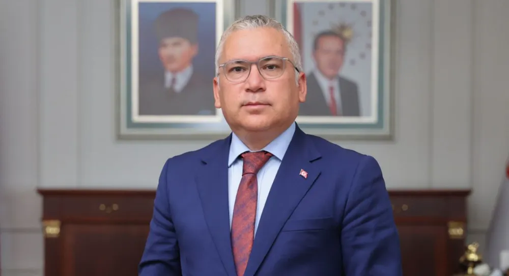 Bayramlarda çocukların yüzlerini güldürmeliyiz 