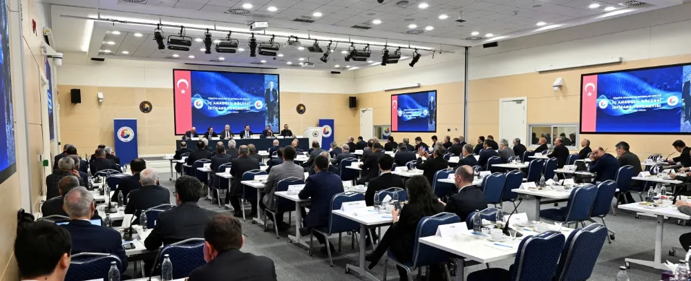 Karakaya, TOBB toplantısına katıldı 