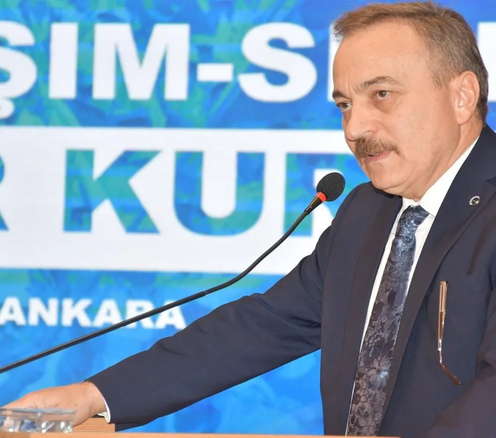 Türkiye Kamu-Sen’in kuruluşunun 33. yılını kutluyorum 