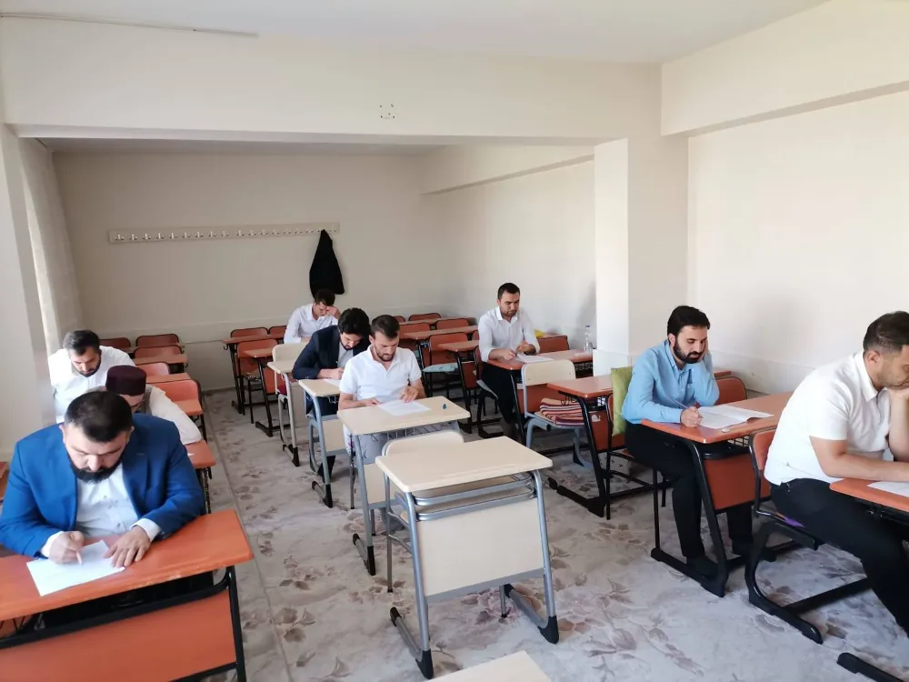 Sivas’ta Din Görevlileri Arasında Ayet ve Hadis Ezberleme ile Bilgi Yarışması Düzenlendi