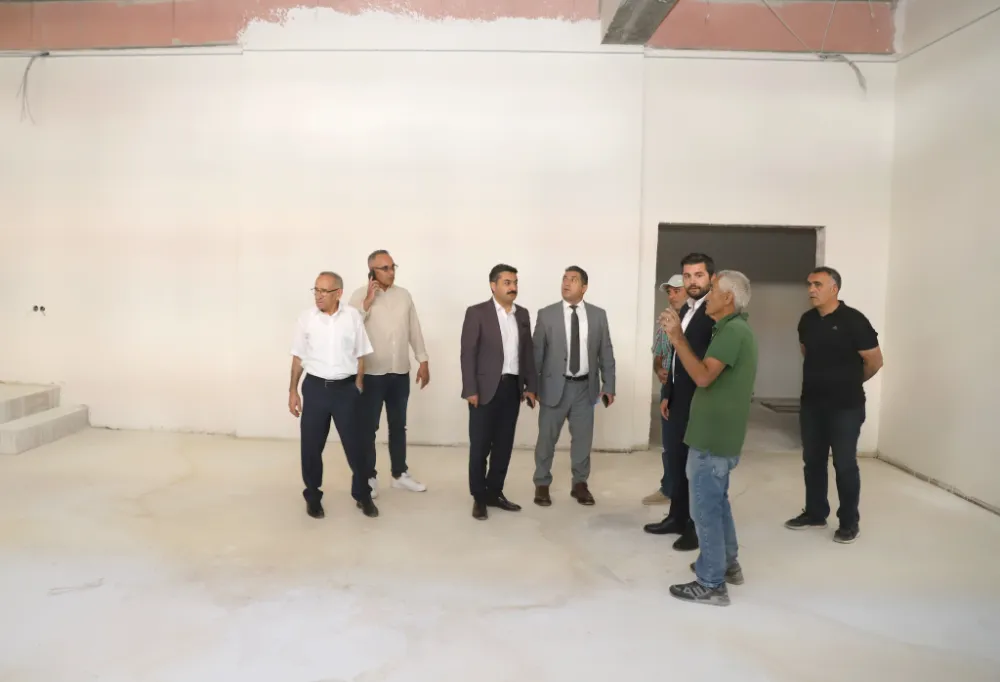 Erdoğan Müdür Namık Kemal İlkokulunda İncelemelerde Bulundu 