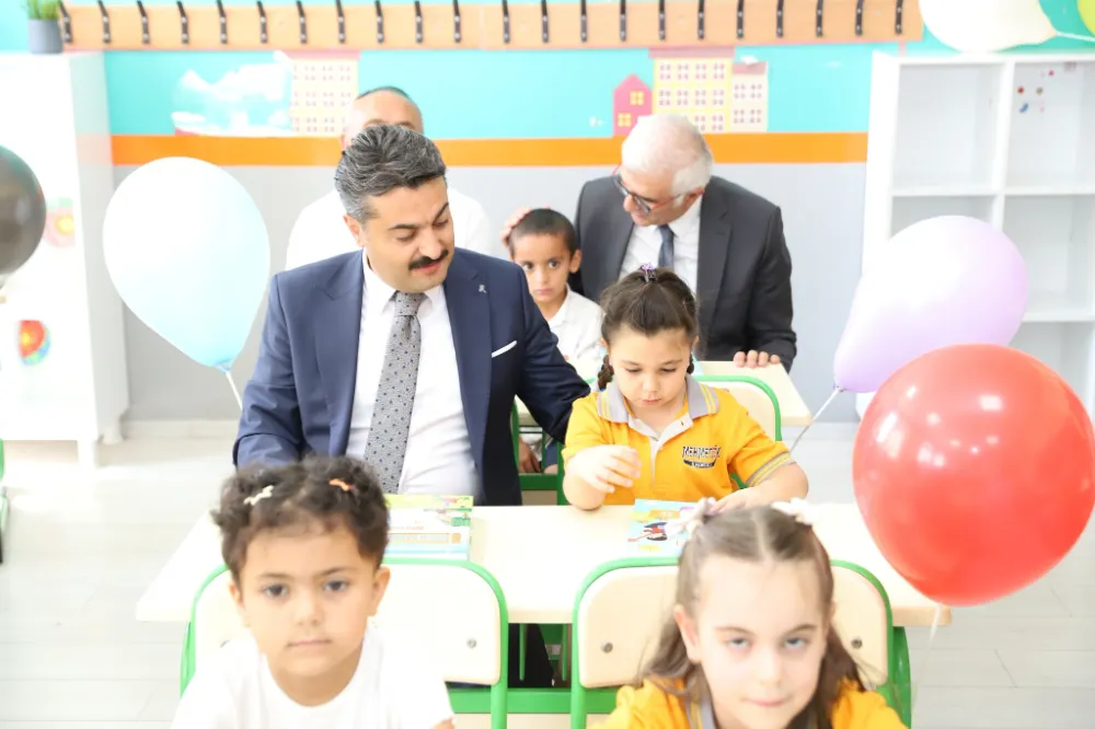 Millî Eğitim Müdürü Erdoğan, Uyum Haftasında Öğrencilerle Buluştu