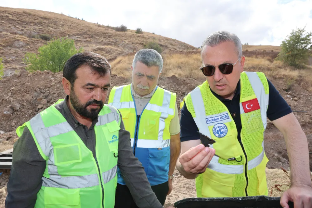 Sivas’ta İçme Suyu Hattı Yenileme Çalışmaları Devam Ediyor