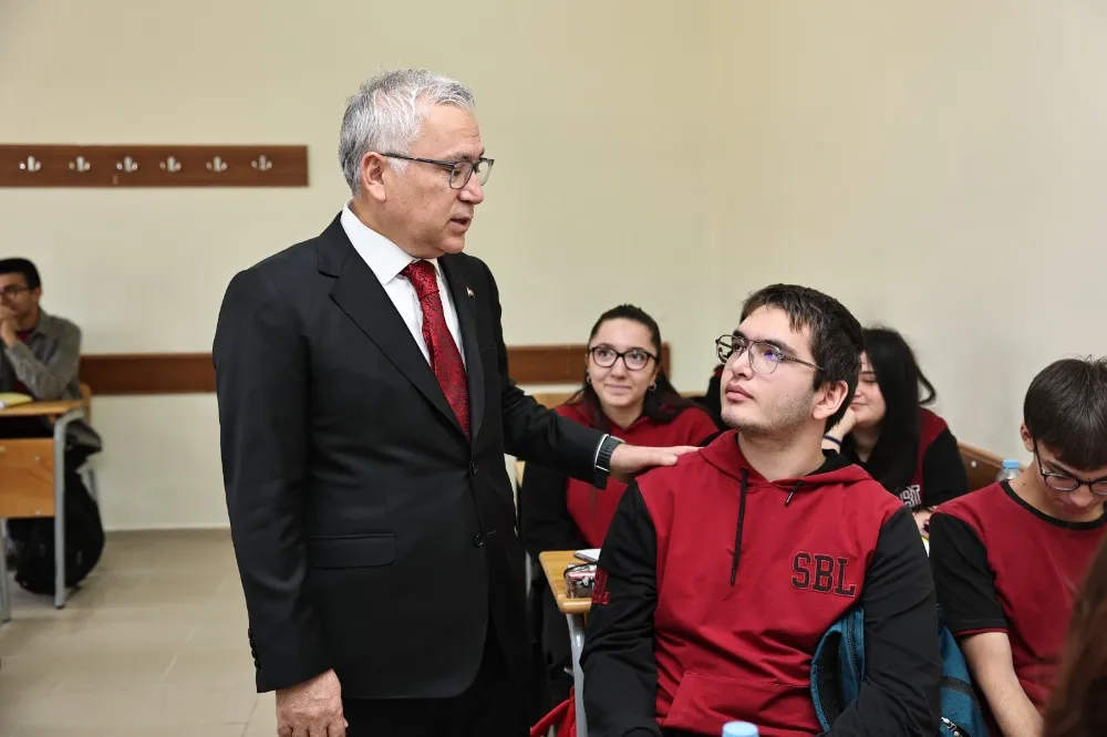 Şimşek’ten öğrencilere tavsiye: Planlı çalışın 
