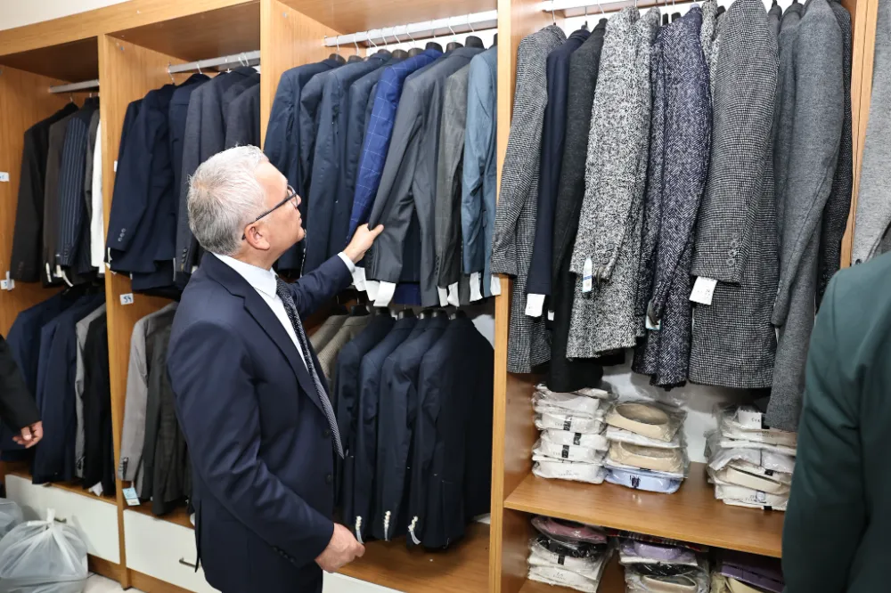 Vali Şimşek’ten Gıda Bankası’na Ziyaret