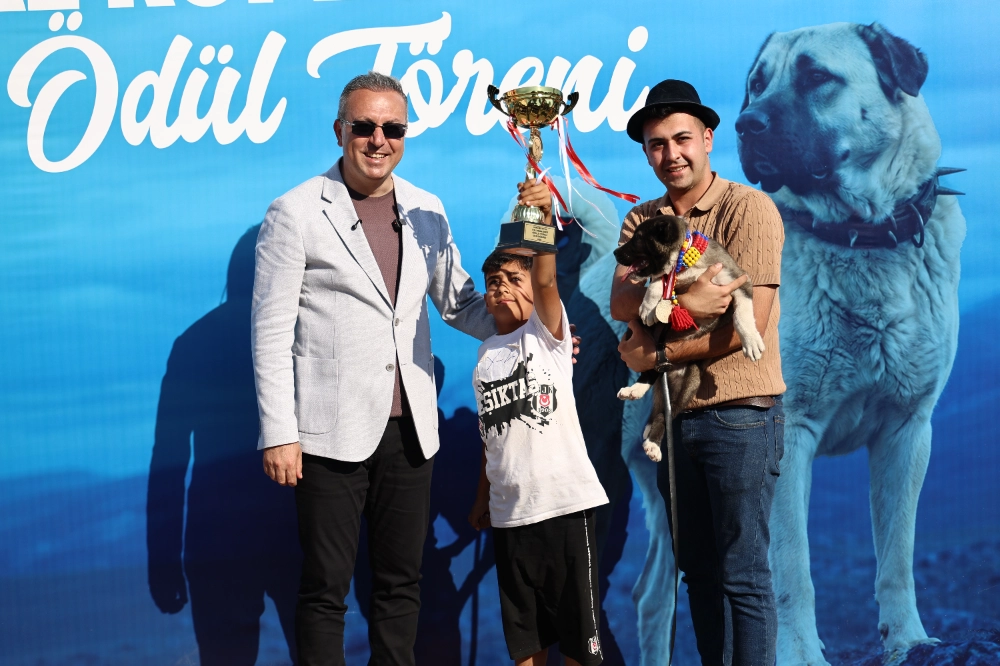GURBETÇİ BULUŞMALARI VE GASTRONOMİ FESTİVALİ BÜYÜK BİR COŞKUYLA GERÇEKLEŞTİRİLDİ