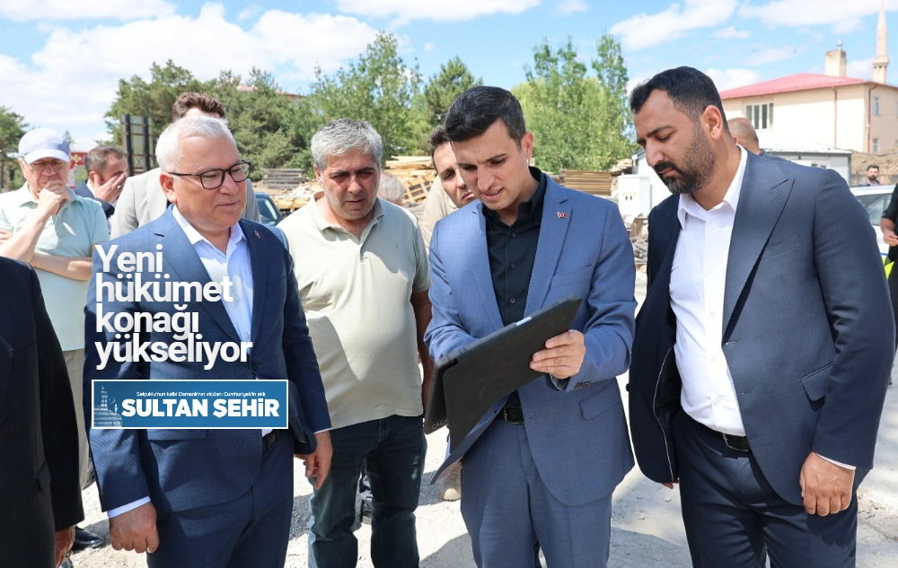 Yeni hükümet konağı yükseliyor