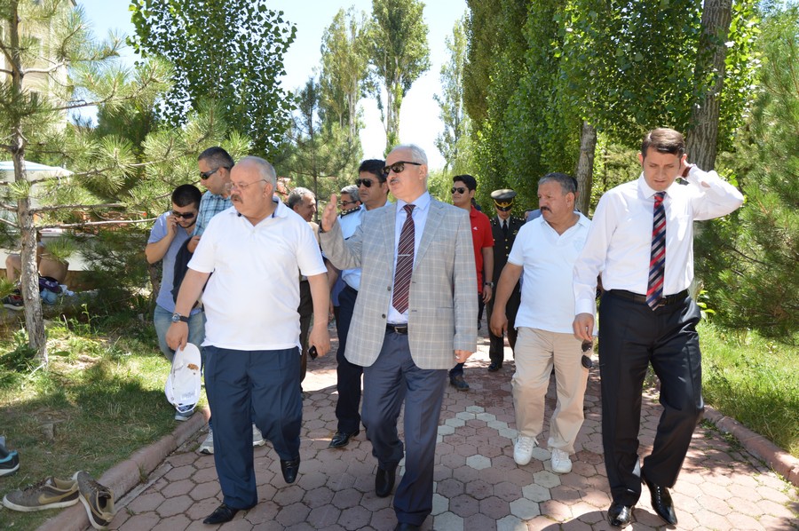 VALİ BARUT, BALIKLI KAPLICAYI GEZDİ.