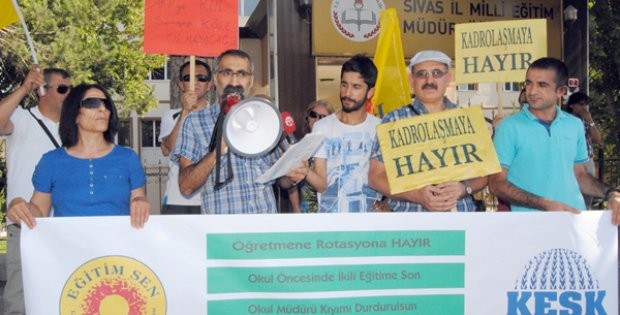 Eğitimde Kapılar Kaosa Açılıyor