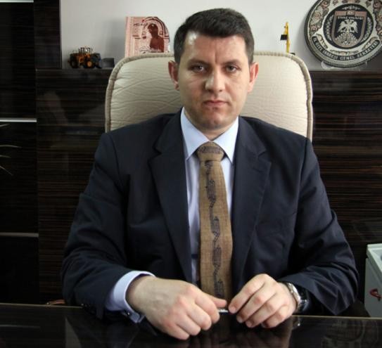 AYHAN: SiVAS  TESADÜFEN SEÇİLMİŞ  BİR ŞEHİR DEĞİLDİR