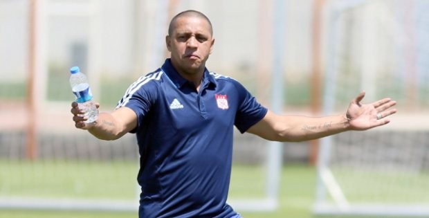 Carlos UYARDI!